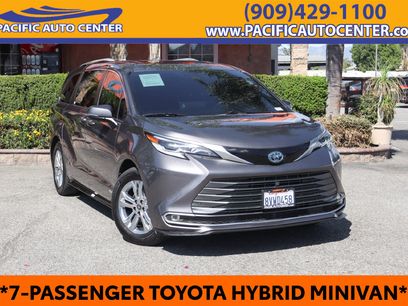 Used 2021 Toyota Sienna Platinum