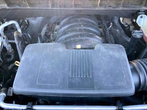 Used 2021 Chevrolet Silverado 1500 LT w/ Z71 Off-Road Package AWD/4WD image 33