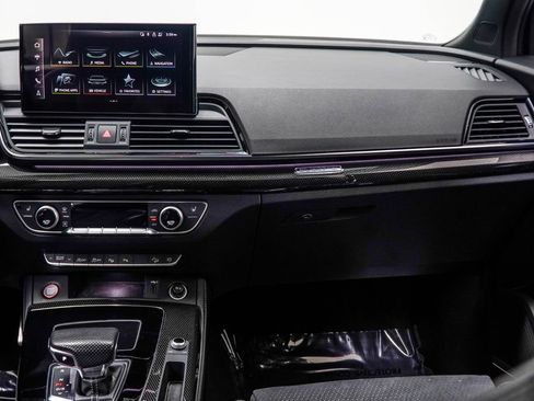 Used 2022 Audi SQ5 Prestige w/ Prestige Package AWD/4WD image 22