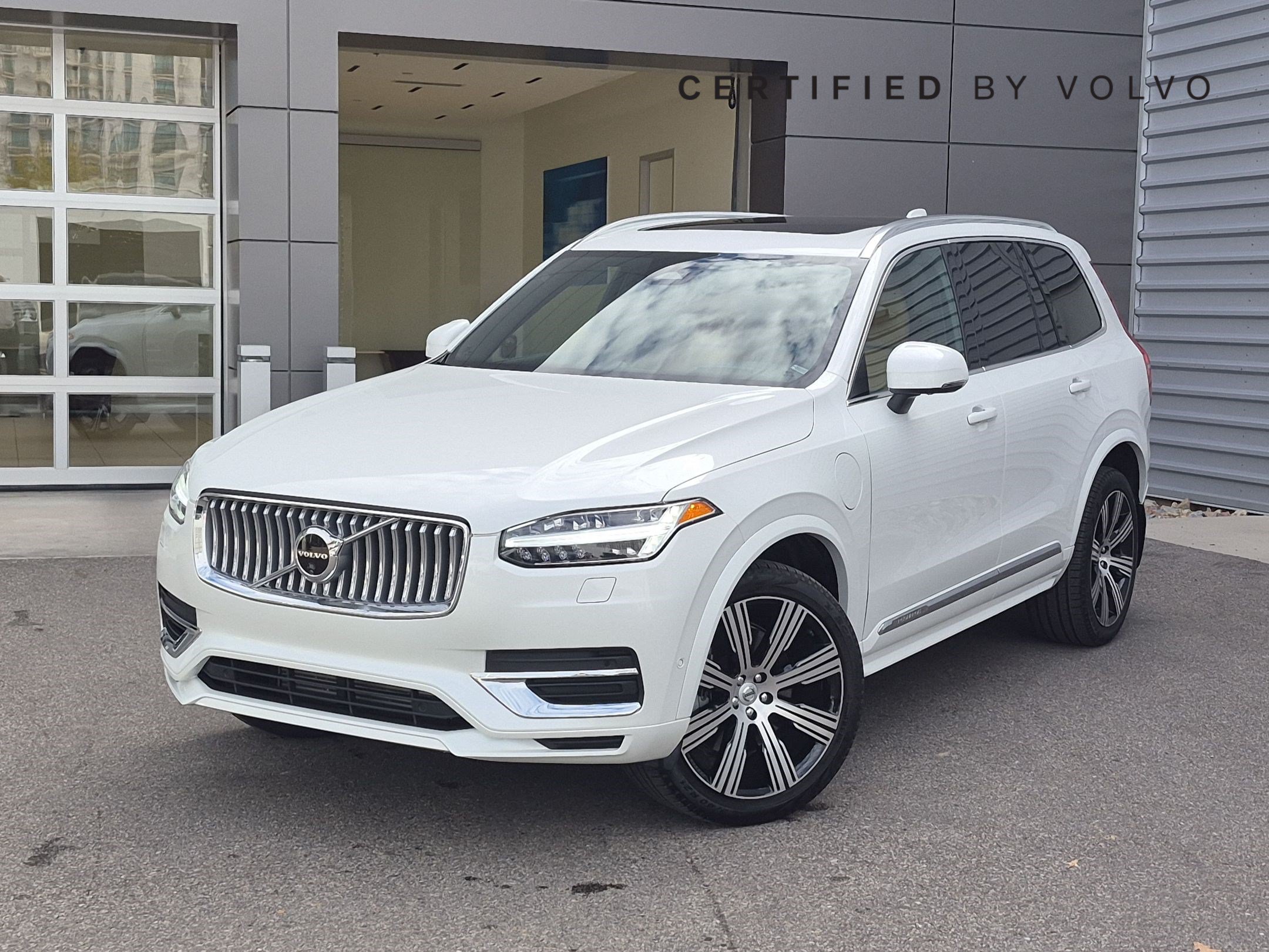 Certified 2024 Volvo XC90 T8 Ultimate w/ Lounge Package AWD/4WD image 1