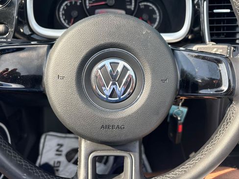 Used 2013 Volkswagen Beetle 2.5 FWD image 20