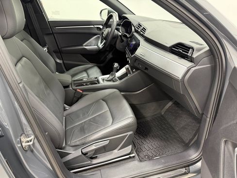 Used 2020 Audi Q3 2.0T Premium w/ Convenience Package image 25