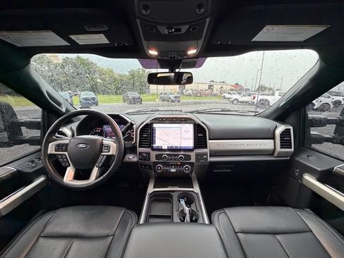 Used 2022 Ford F250 Lariat w/ Tremor Off-Road Package AWD/4WD image 9