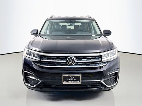 Used 2021 Volkswagen Atlas SE AWD/4WD image 2