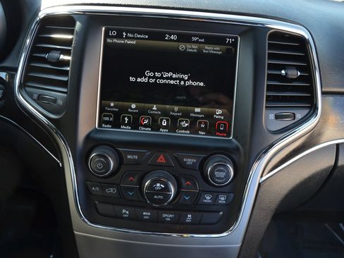 Used 2018 Jeep Grand Cherokee Limited RWD image 33