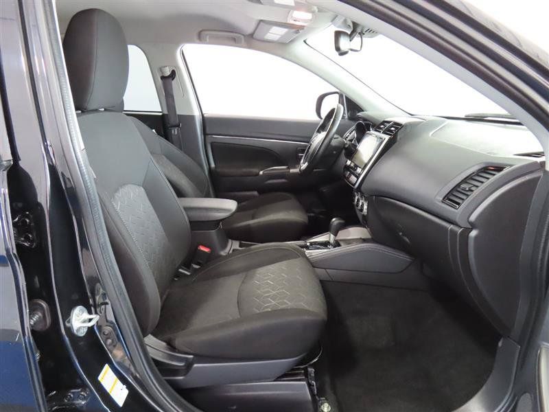 Used 2020 Mitsubishi Outlander Sport SE FWD image 24