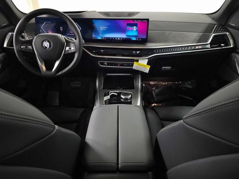 Used 2026 BMW X5 xDrive40i w/ Premium Package AWD/4WD image 8