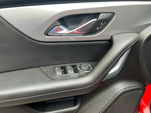 Used 2020 Chevrolet Blazer LT w/ LPO, Floor Liner Package FWD image 12