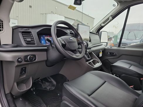 New 2026 Ford Transit 250 148 Medium Roof image 20