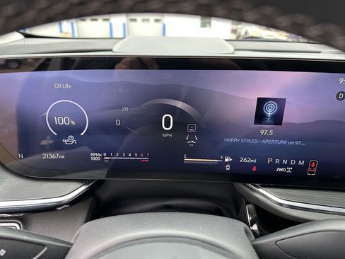 Used 2025 Buick Envision Preferred image 27