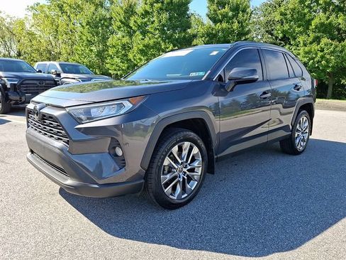 Certified 2021 Toyota RAV4 XLE Premium AWD/4WD image 3