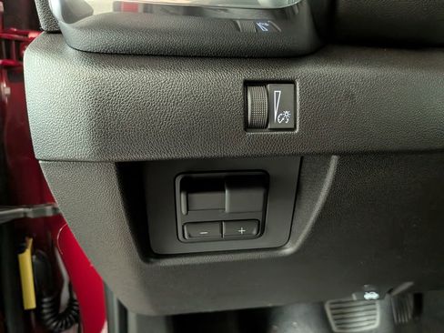 New 2026 GMC Canyon Elevation w/ Convenience Package image 16