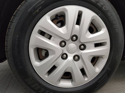 Used 2020 Dodge Grand Caravan SE w/ UConnect Hands-Free Group FWD image 31