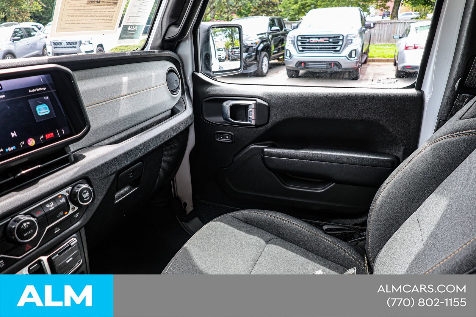 Used 2025 Jeep Wrangler Unlimited Sport AWD/4WD image 36
