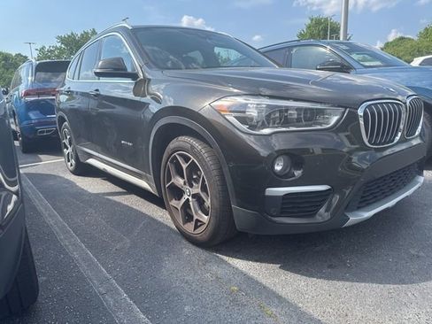 Used 2017 BMW X1 sDrive28i FWD image 4