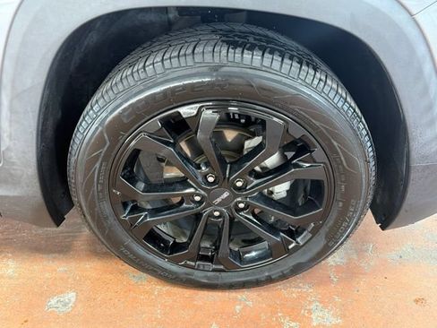 Used 2020 GMC Terrain SLT w/ Elevation Edition FWD image 10
