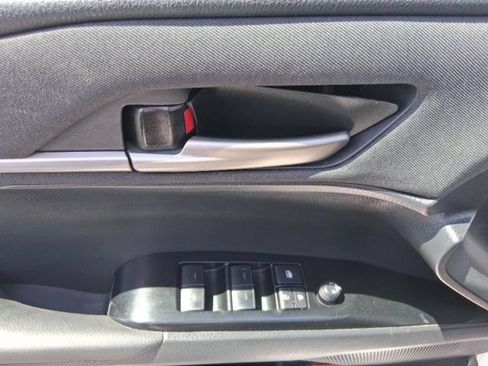 Used 2025 Toyota Camry LE FWD image 13
