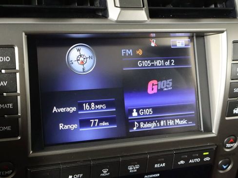 Used 2021 Lexus GX 460 Luxury w/ Accessory Package AWD/4WD image 36