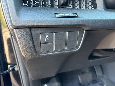 Certified 2025 Honda CR-V EX image 8
