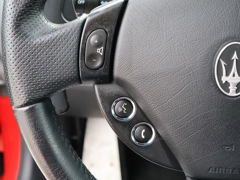 Used 2015 Maserati GranTurismo Sport RWD image 28