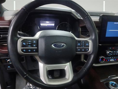 Certified 2024 Ford Expedition Limited image 16