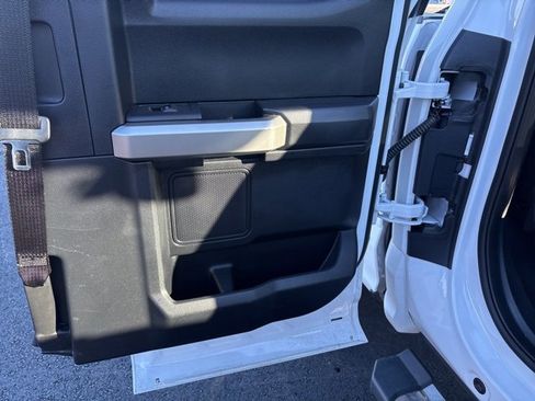 Used 2021 Ford F250 Lariat w/ Chrome Package image 41