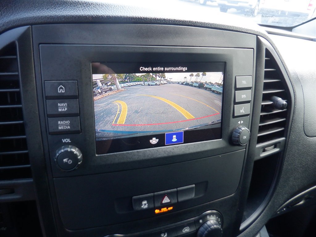 Used 2022 Mercedes-Benz Metris image 17