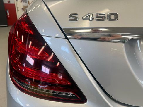 Used 2019 Mercedes-Benz S 450 4MATIC Sedan w/ AMG Line Exterior image 12