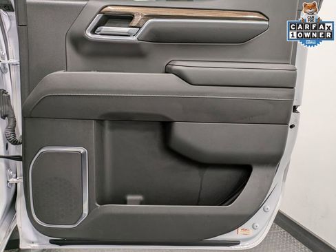 Used 2023 Chevrolet Silverado 1500 LT Trail Boss w/ LT Trail Boss Premium Package AWD/4WD image 26