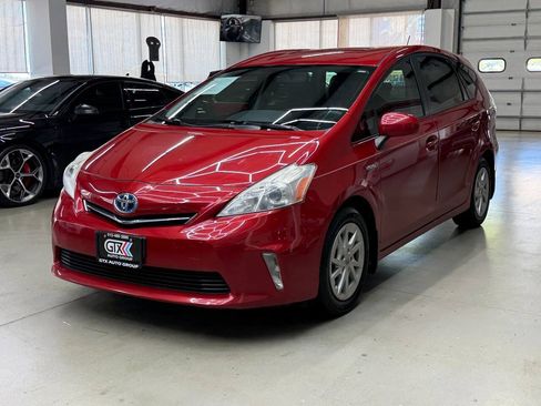 Used 2013 Toyota Prius V Three FWD image 5