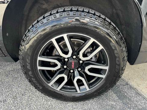 Used 2021 GMC Yukon AT4 AWD/4WD image 35