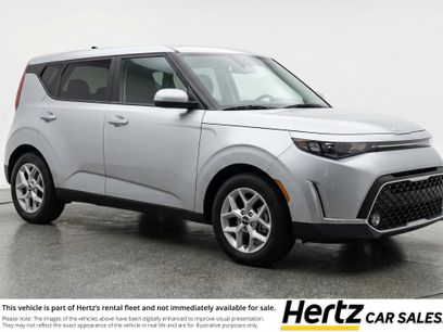 Used 2025 Kia Soul LX w/ LX Technology Package