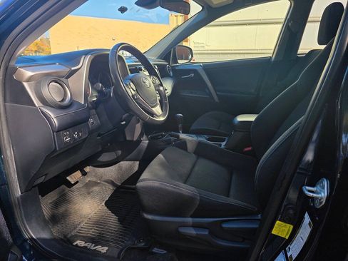 Used 2018 Toyota RAV4 XLE w/ Plus Extra Value Package AWD/4WD image 12