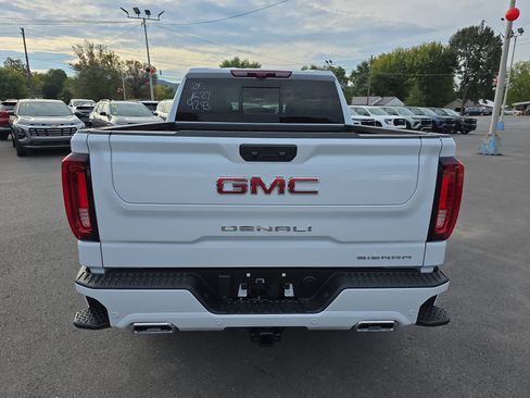 New 2026 GMC Sierra 1500 Denali w/ Technology Package image 4