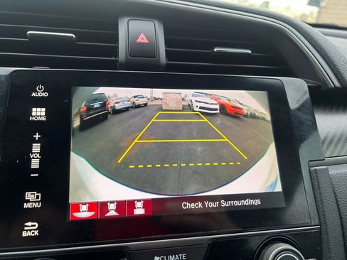 Used 2018 Honda Civic Sport Touring image 13