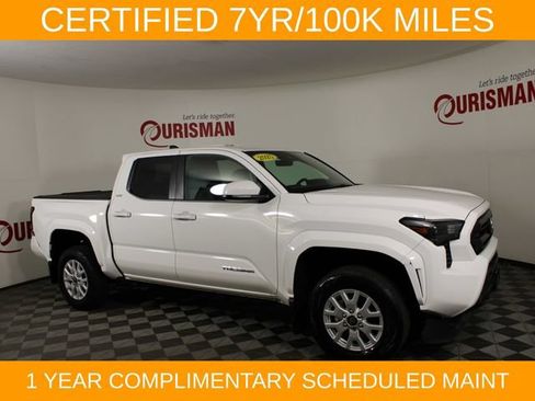 Used 2025 Toyota Tacoma SR5 AWD/4WD image 8