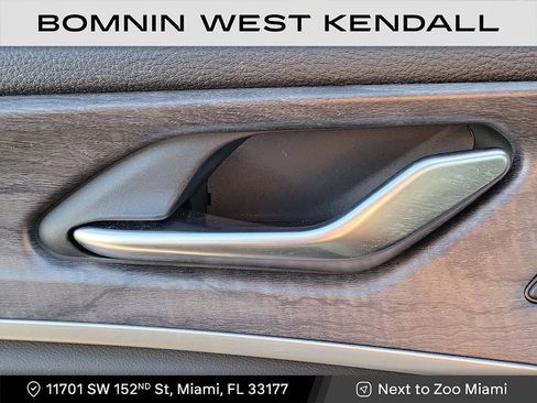 Used 2023 Jeep Grand Cherokee Limited image 26