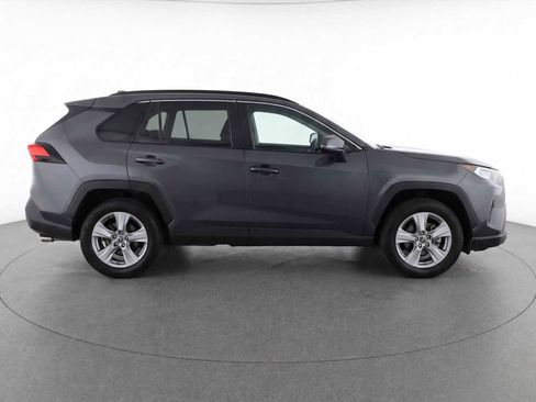Used 2025 Toyota RAV4 XLE AWD/4WD image 7