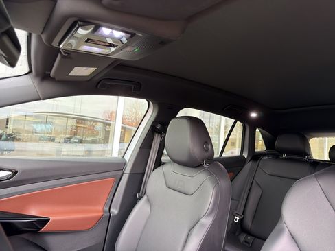 Used 2021 Volkswagen ID.4 Pro S w/ ID.4 Protection Package image 12