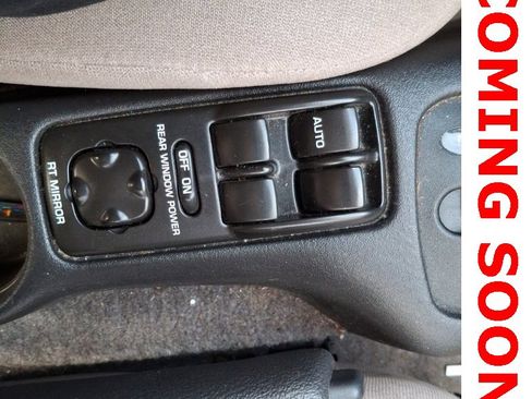 Used 1998 Saturn S-Series SL2 w/ SL2 Option Pkg 2 image 11