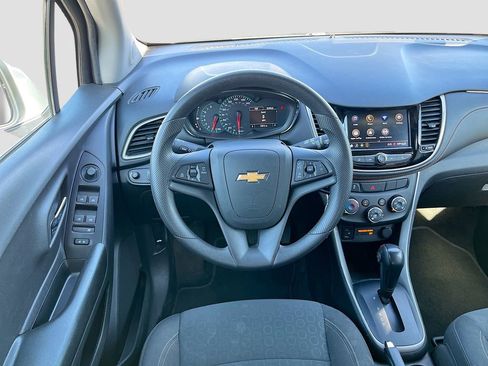 Used 2022 Chevrolet Trax LS w/ Tint and Cruise Package FWD image 20