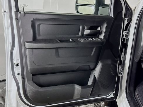 New 2025 RAM 2500 Tradesman w/ Safety Group AWD/4WD image 10