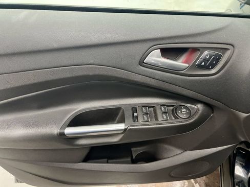 Used 2016 Ford Escape Titanium FWD image 20