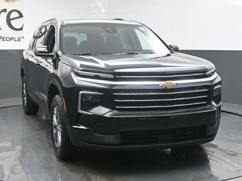 New 2026 Chevrolet Traverse LT FWD image 30