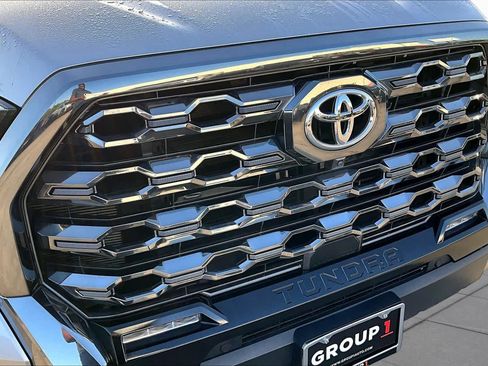 Used 2025 Toyota Tundra Platinum AWD/4WD image 30