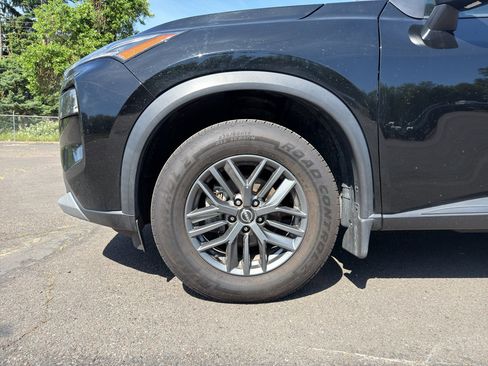 Used 2023 Nissan Rogue S AWD/4WD image 6
