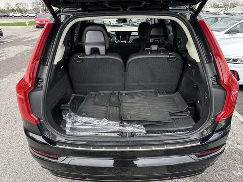 Used 2023 Volvo XC90 T8 Ultimate AWD/4WD image 27