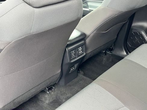 Used 2025 Toyota RAV4 XLE image 25