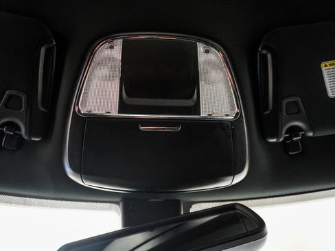 Used 2023 Dodge Charger SXT RWD image 23