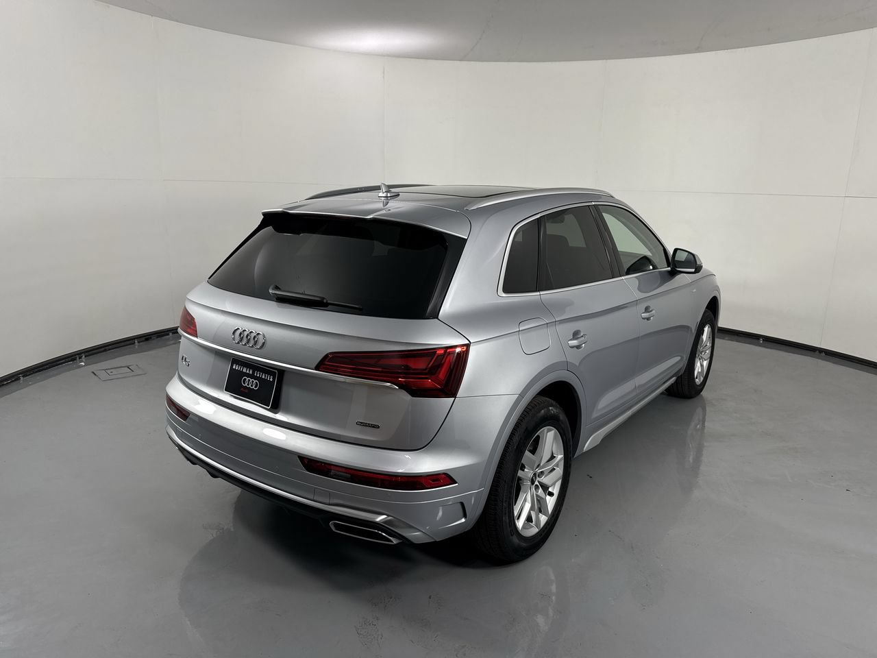 Used 2023 Audi Q5 2.0T Premium w/ Convenience Package AWD/4WD image 7
